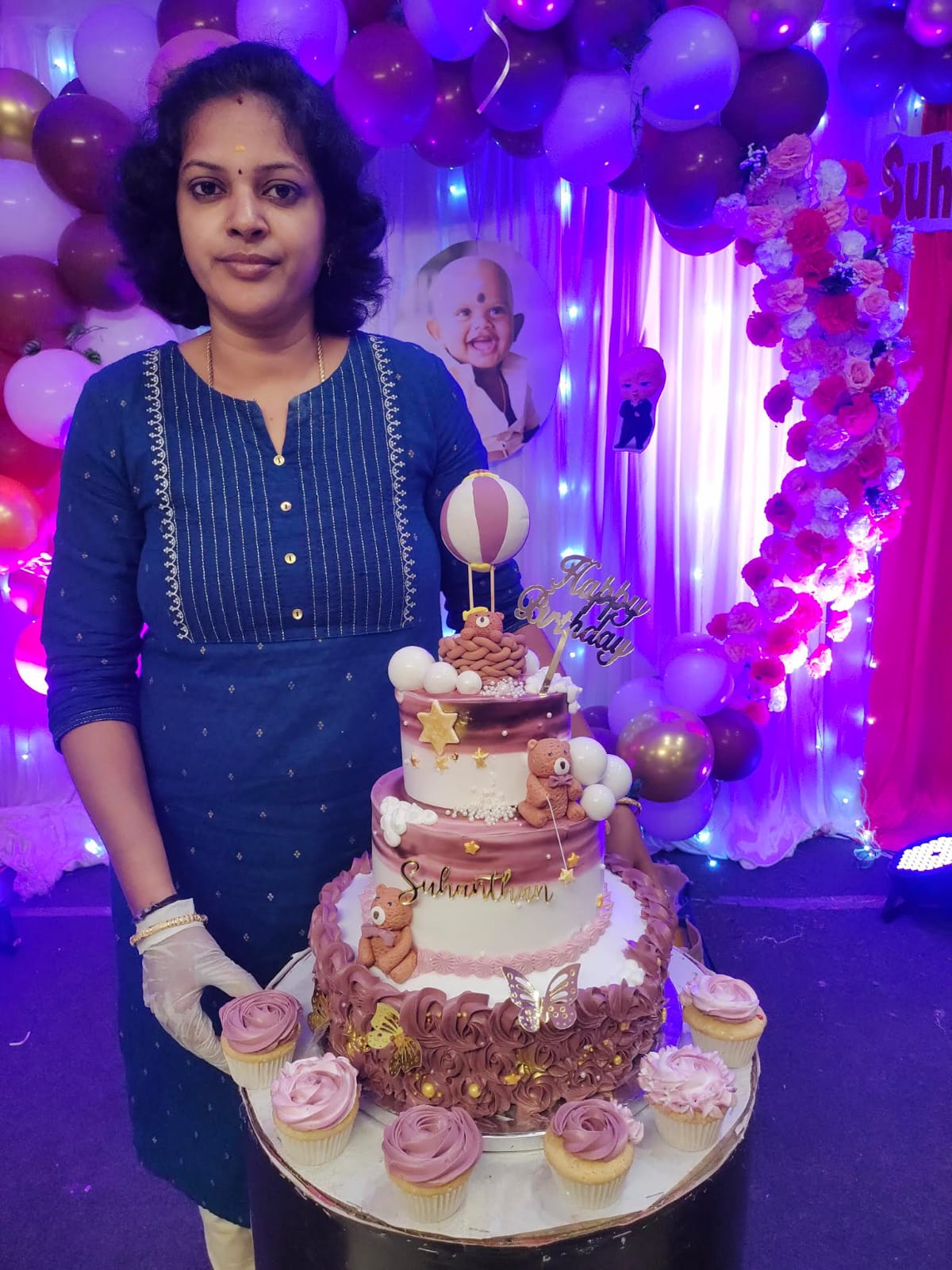 Elegant custom cake by Sri Bakes